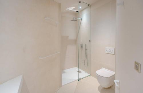 Carignan-de-Bordeaux Hotel | Domaine de la Peyrine - Suite Huppe