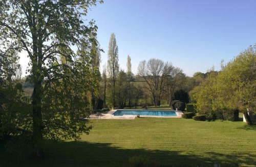 Bayas Bed & Breakfast | Domaine de Rateau