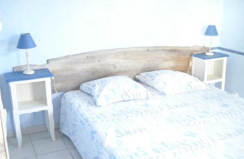 Saint-Martin-d'Aout House | Domaine des cigales, gîte Les cèdres