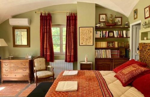 Mondragon Bed & Breakfast | Domaine du Commandeur