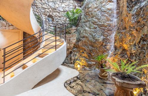 Gassin Apartment | Domaine du Manouiyé by Time Off Collection