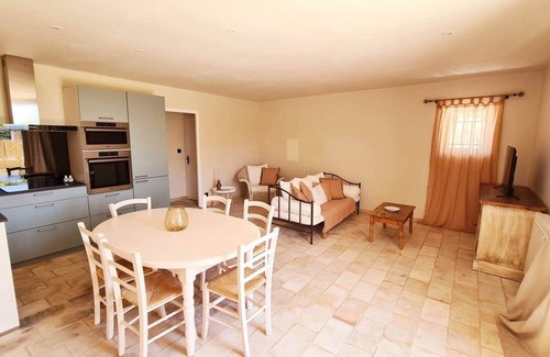 La Bastide-des-Jourdans Apartment | Domaine les Hauts de Riganel Gîte Lou Pitchoun