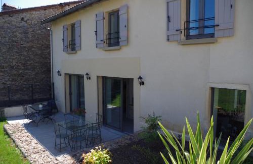 Lugny House | Domaine Joseph Lafarge Wine Resort - Lady's House - La maison d'Henriette