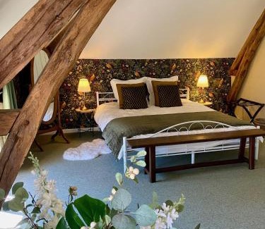 Degagnac Bed & Breakfast | Domaine la Cabane