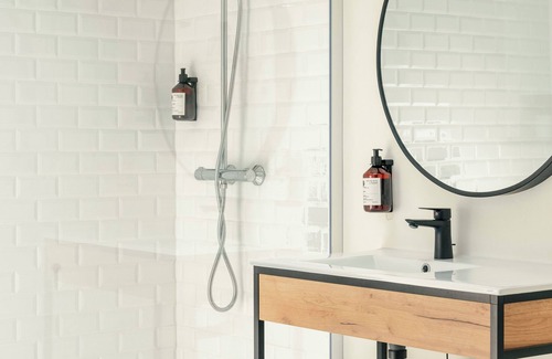 Satillieu Hotel | Domaine La Gentilhommière