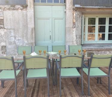 Brousses-et-Villaret House | Domaine Le Chalet de Brousses