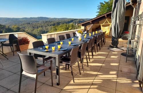 Perpezac-le-Blanc House | Domaine Leyvinie, gite Syrah, close to the Dordogne