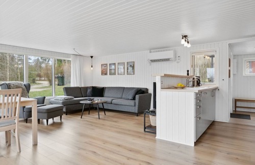 Ronde House | "Dome" - 7km from the sea by Interhome