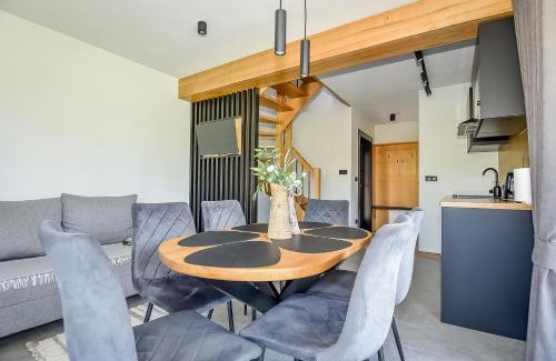 Banska Wyzna Ski Chalet | Domek Jaroszówka z widokiem na góry