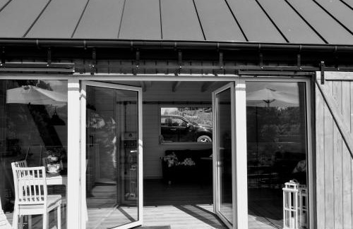 Czernichow House | Domek na Winnicy Zagrabie