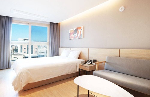 Sokcho Hotel | Dominiclava Sokco