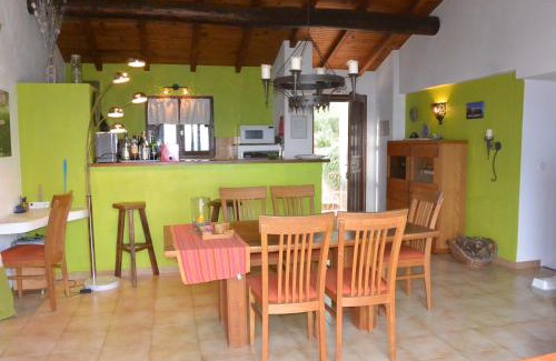 Conca Villa | Domise