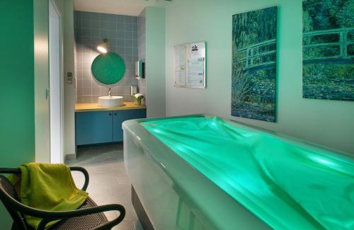 Poissy Apartment | DOMITYS Résidence services seniors LE PARC DES AUBIERS