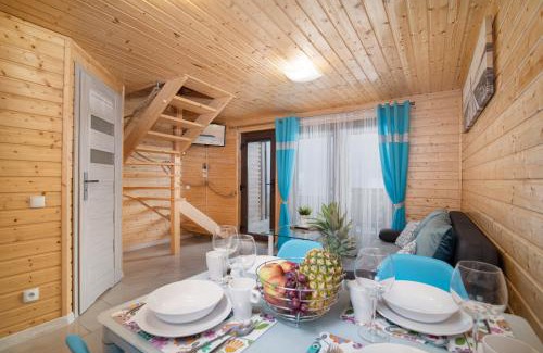 Wladyslawowo Cabin | Domki Jelonek - Całoroczne, ogrzewane, klimatyzowane