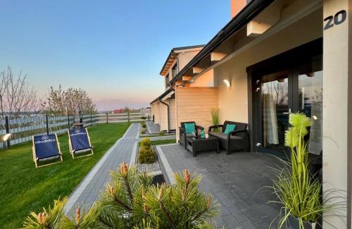 Wladyslawowo Apartment | Domki Kotwica PARK Władysławowo - Trzy Baseny z Podgrzewaną Wodą pod Kopułą