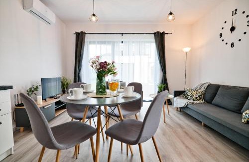Zator House | Domki na Sosnowej by Housine