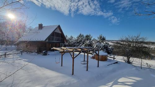 Nowica House | Domki Na Wzgórzu