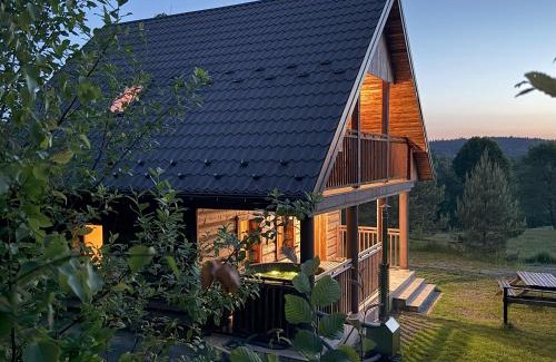 Nowica House | Domki Na Wzgórzu