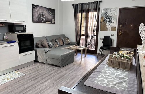 Cinecitta Apartment | Domus acquedotto