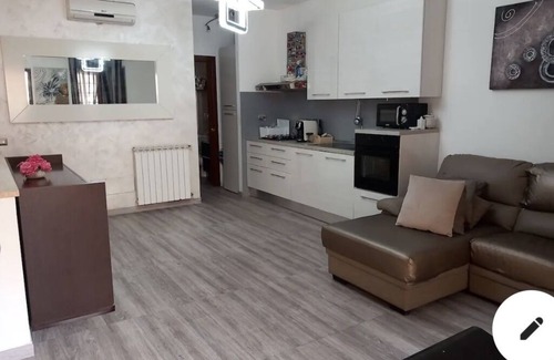 Cinecitta Apartment | Domus acquedotto