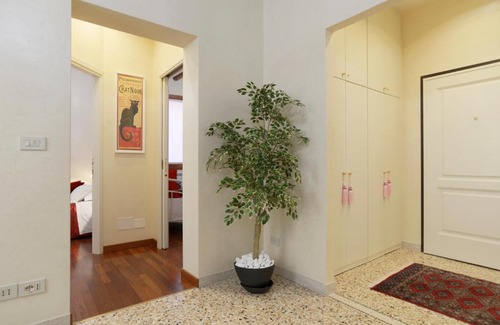 Dorsoduro Apartment | Domus Dea