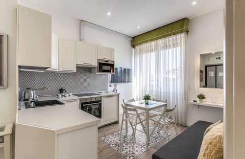 Vatican Apartment | Domus Heroas - Lovely Flat by the Vatican CIR:058091-CAV-06559