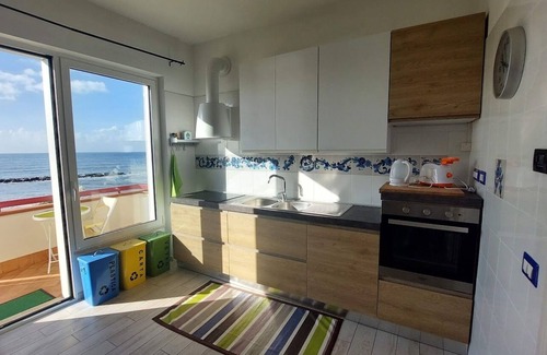 Formia Apartment | Domus Hormiae luxury beach apartment Giada