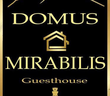 Torre del Greco Apartment | Domus Mirabilis