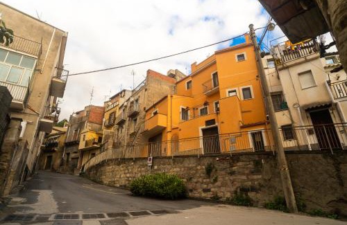 Agira House | Domus Teja