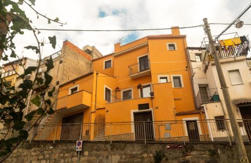 Agira House | Domus Teja