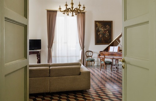 Old Town Apartment | Don Giovanni charming apartment