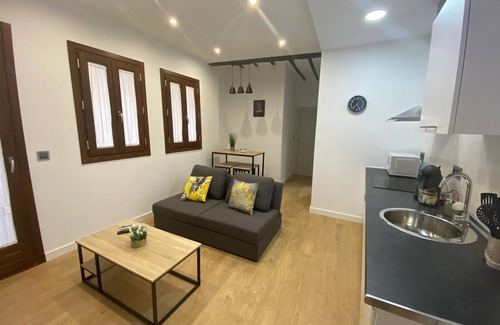 Ubeda Apartment | Don Juan Apartments: Craftsmanship I