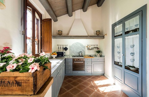 Carrozziere Villa | Don Salvatore - Ciane ,Sicily