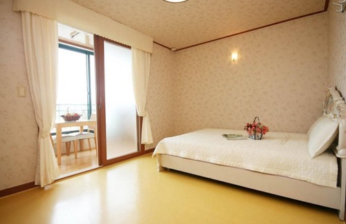 Donghae House | Donghae Mangsang Golden Beach Pension