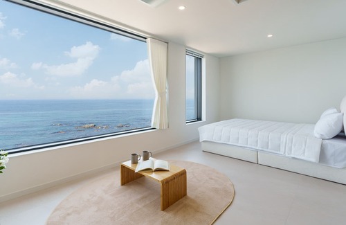 Donghae House | Donghae Neulbadarang Ocean View Pension