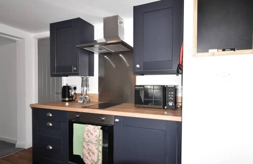 Castle Donington Apartment | Donington Cottage Apt 5