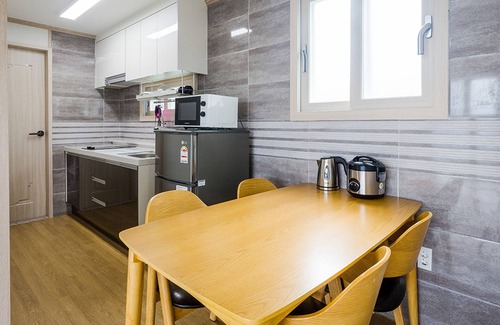 Seogwipo City House | Donnaeko Pension