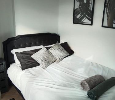 Streatham South Apartment | Donnybrook