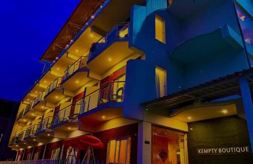 Hoshiarpur Hotel | Doon Valley Resort, Mussoorie - away from city hustle