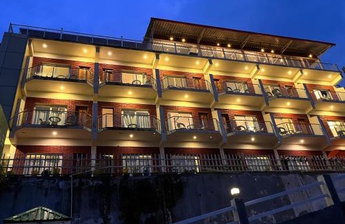 Hoshiarpur Hotel | Doon Valley Resort, Mussoorie - away from city hustle