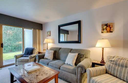 Fish Creek Apartment | Door County Getaway - Walk to State Park!