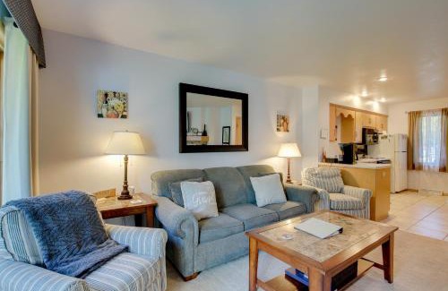 Fish Creek Apartment | Door County Getaway - Walk to State Park!
