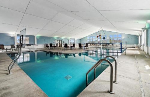 Egg Harbor House | Door Way Inn by Simple Life Rentals