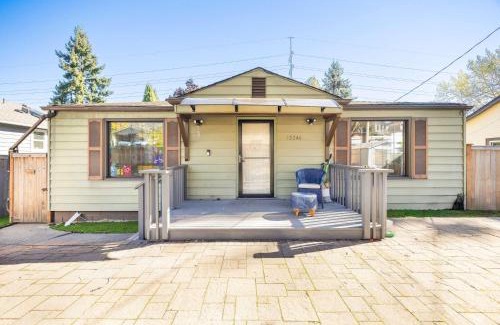 Bitter Lake House | Dopamine Design 3BR 2025 Remodel & Kids Zone