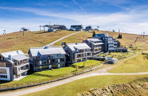 Bodensdorf House | Doppelzimmer Sonnblick - Alpinhotel Pacheiner