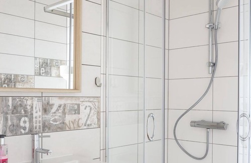 Morbisch am See Cottage | Doppelzimmer mit Balkon Seeseite - Pension Laubenhof