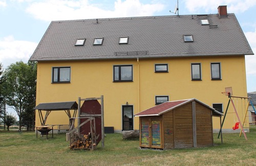 Pausa-Muhltroff Apartment | Doppelzimmer Nr 3 - Pension Monika