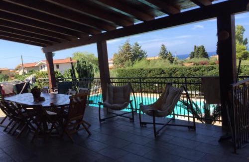 Torre Colonna-sperone Villa | Doppia villa indipendente/clara