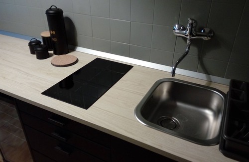 Ivrea House | Dora room/double single beds and shared bathroom - Ivrea la Bella - guest house