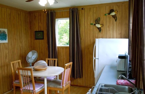 Iroquois Cottage | Doran Bay Resort